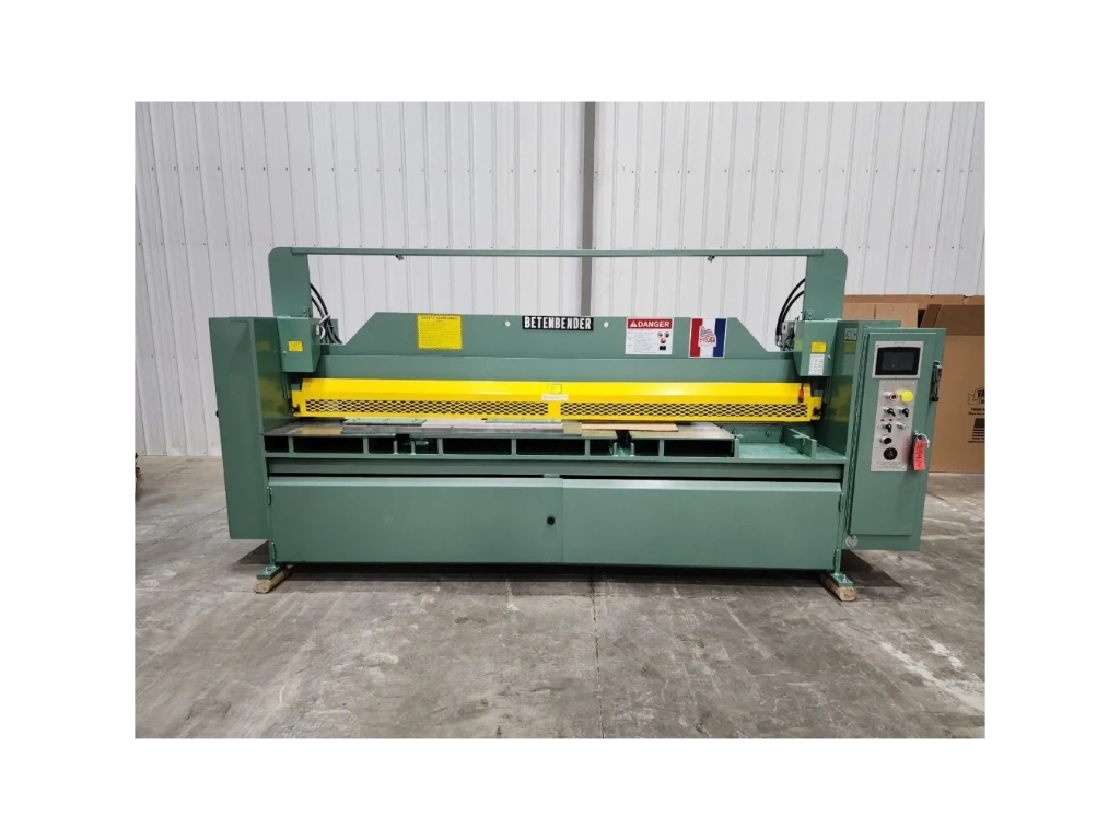 Industrial metal shearing machine